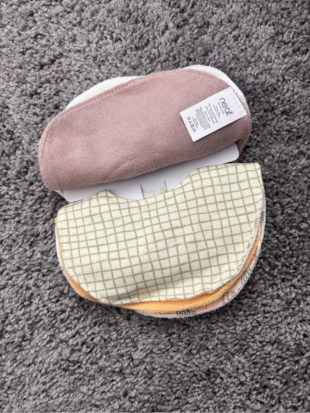 Neat Solutions Newborn/0-3 Bibs (5 Pack) NWT
